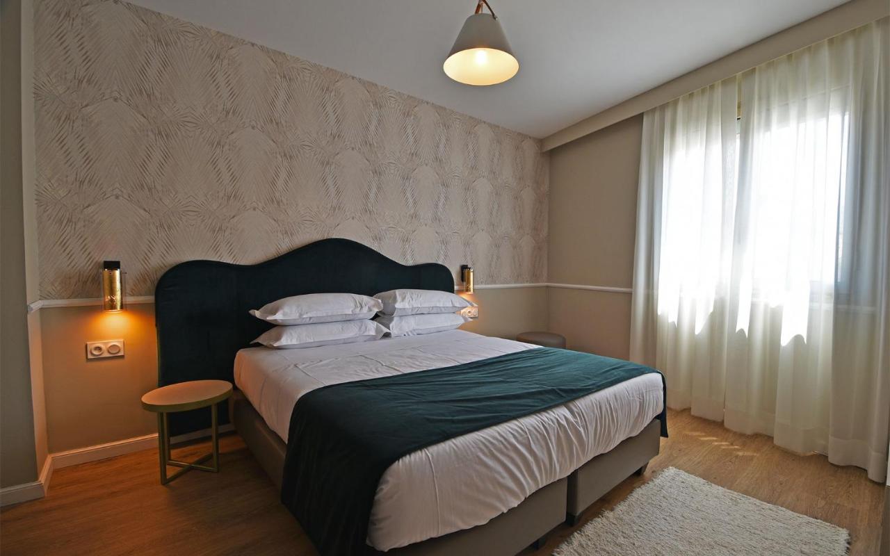Hotel Restaurant Christophe Colomb 3*