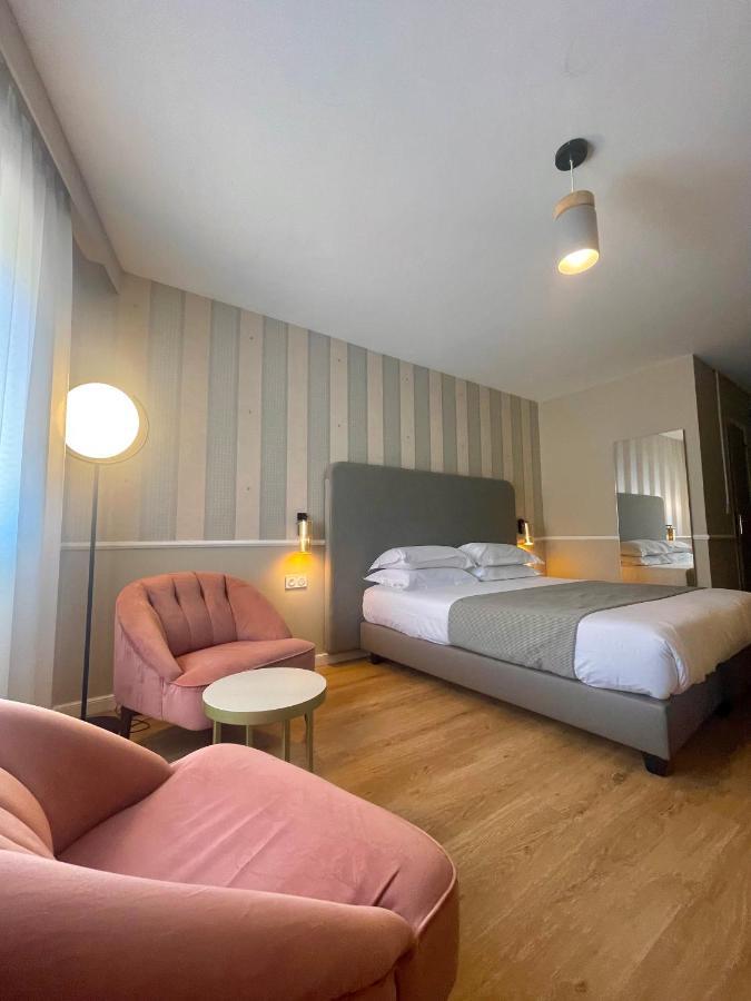 Restaurant Christophe Colomb Hotel 3*