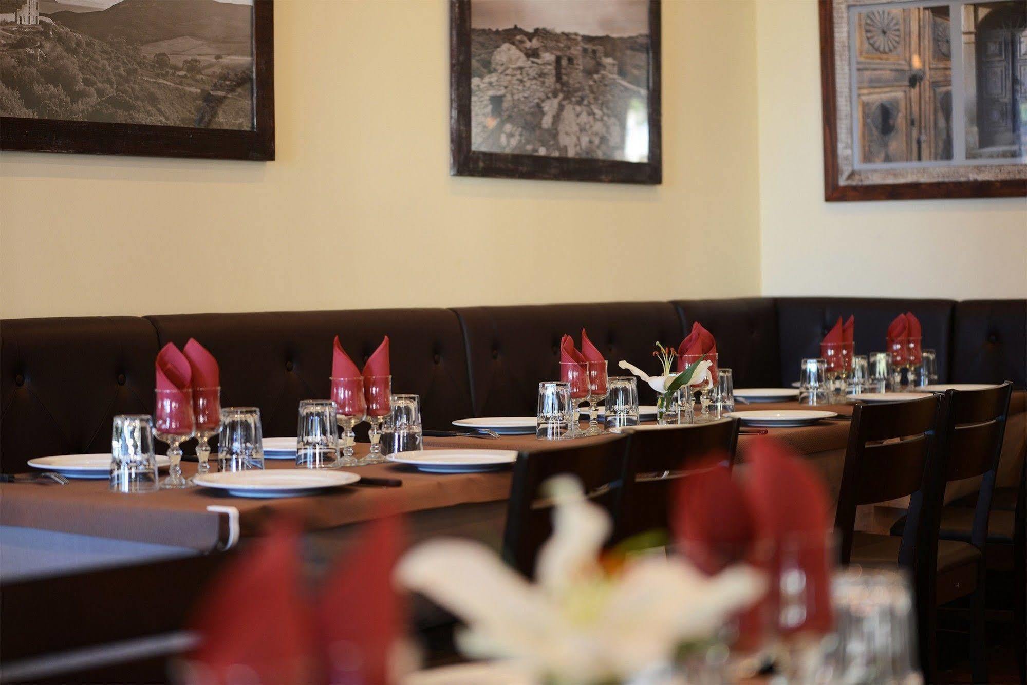 Restaurant Christophe Colomb Hotel Calvi (Corsica)